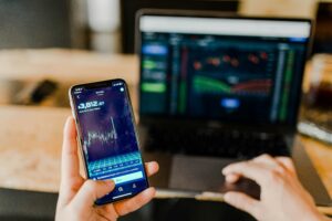 Como Bloquear Gastos Indevidos no Cartão: Dicas Práticas para Proteger suas Finanças em 2026